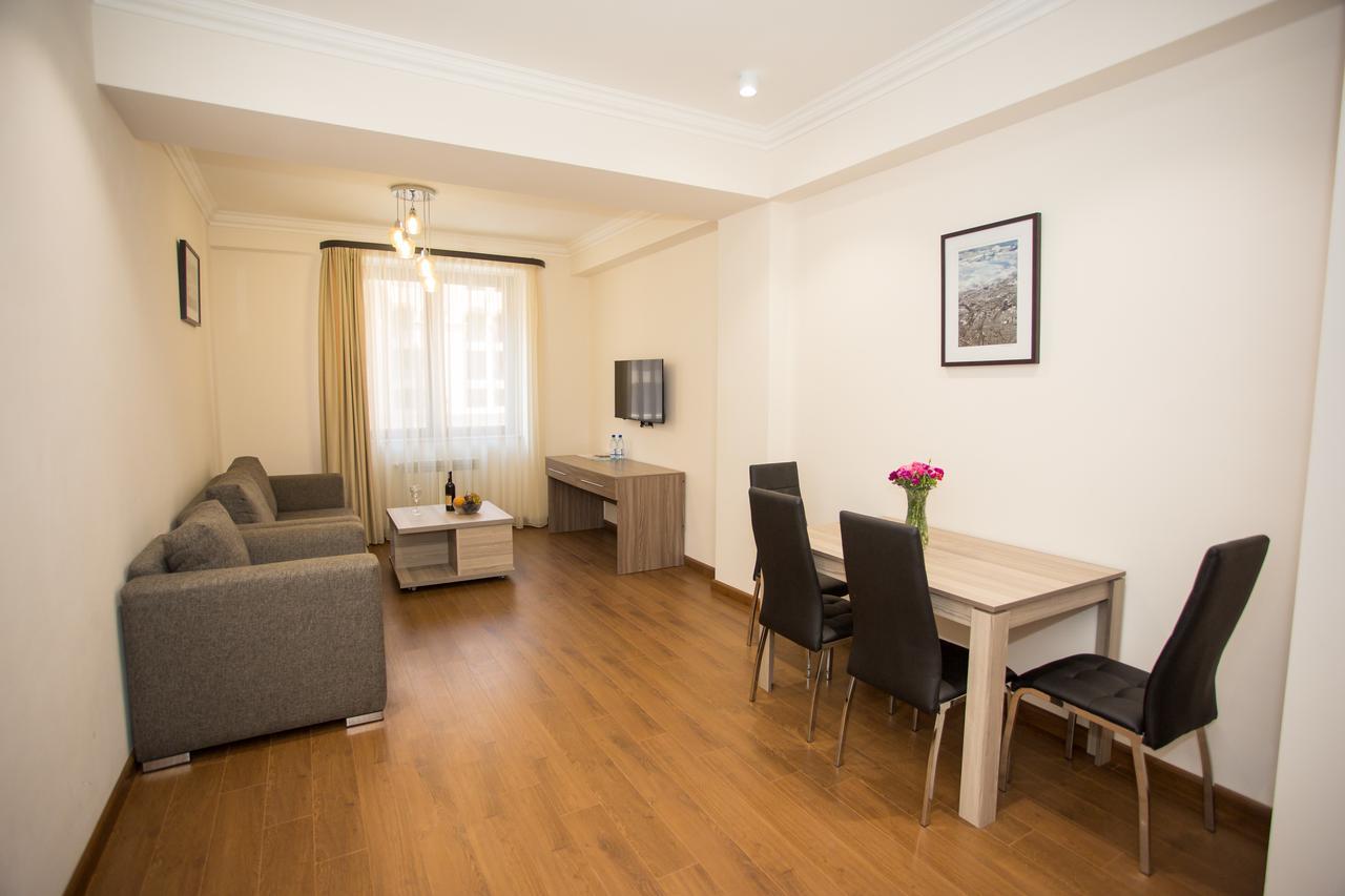 Welcome City Center Apartments Jerevan Buitenkant foto