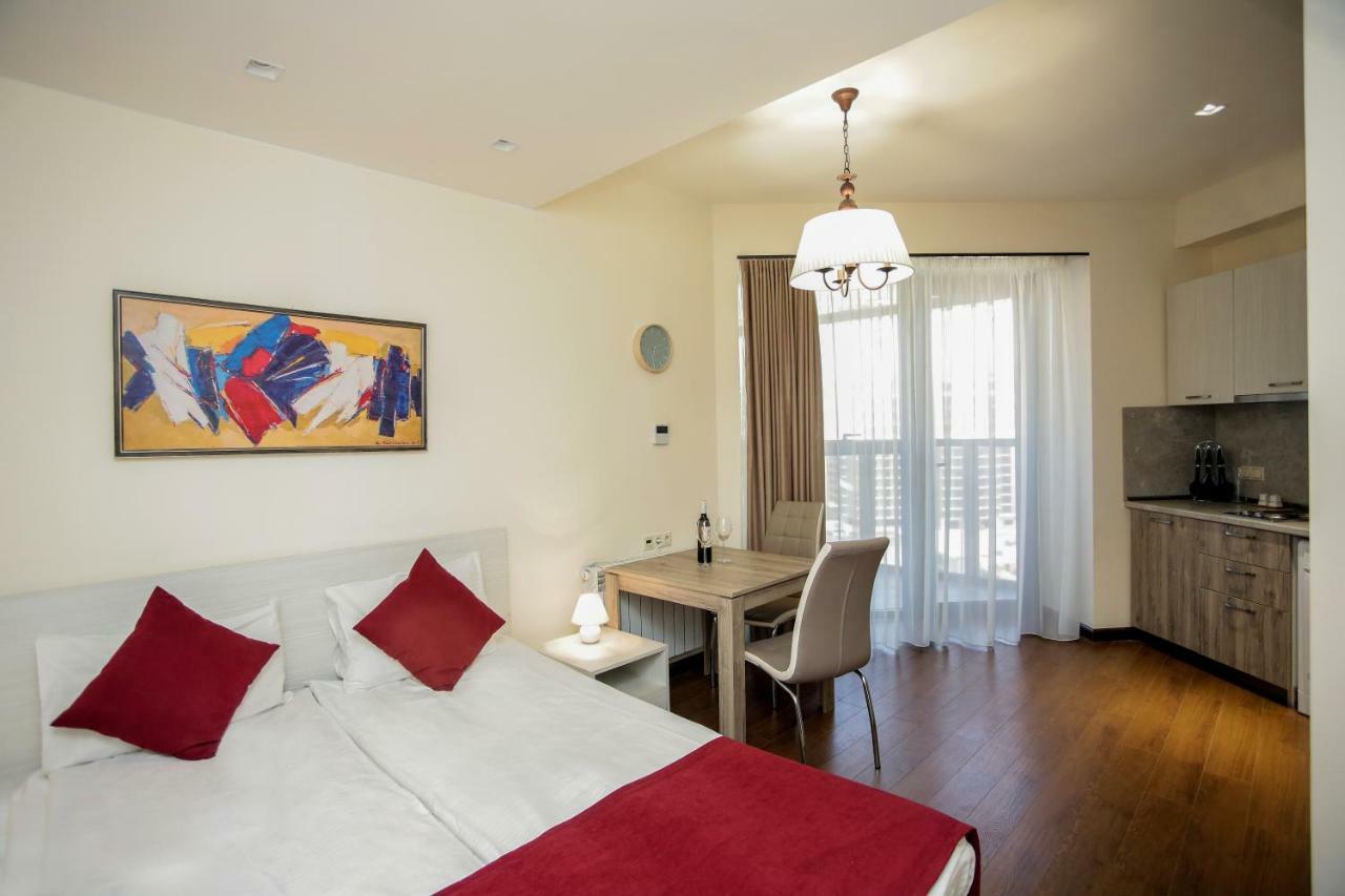 Welcome City Center Apartments Jerevan Buitenkant foto